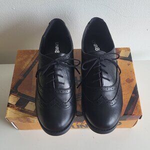 Unr8d women's black lace up oxford dress shoes 10M
